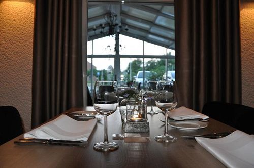 Hotel Restaurant Twee Верт Екстер'єр фото